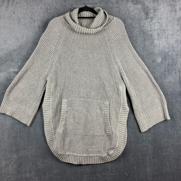 UGG Women’s Gray Raelynn Cowl Neck shirttail hem 3/4 sleeve Sweater Sz Medium - Picture 2 of 11